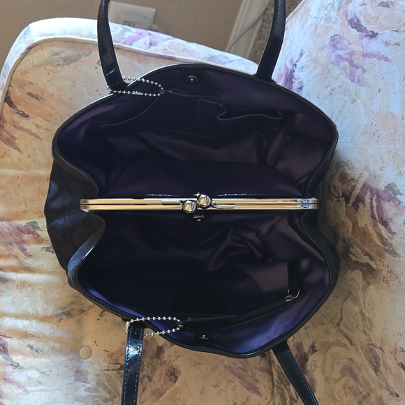 Coach Shoulder Bag - Picture 10 of 13